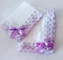 Jogo de fralda com bordado inglês Lilás Jogo de fralda com bordado inglês Lilás
