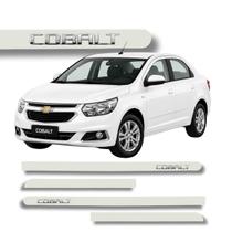 Jogo de Friso Chevrolet Cobalt Grafia Cromada Alto Relevo Ponta Redonda Cores Protetor de Porta