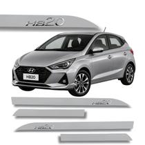 Jogo de Friso Hyundai HB20 Alto Relevo Grafia Cromada Ponta Faca Cores Protetor de Porta