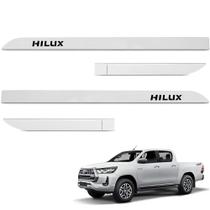 Jogo de Friso Lateral Hilux 2016 A 2024 Branco Polar Jogo de Friso Lateral Hilux 2016 A 2024 Branco Polar