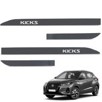 Jogo De Friso Lateral Kicks 2016 a 2024 Cinza Grafite Alto relevo Jogo De Friso Lateral Kicks 2016 a 2024 Cinza Grafite Alto relevo