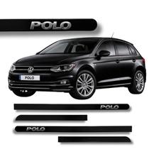 Jogo de Friso Polo 2018 a 2026 Lateral Grafia Cromada Alto Relevo Protetor de Porta Cores