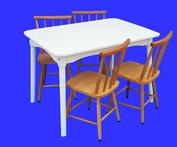Jogo de Jantar Colonial Brisa Mesa 110X80 cm Branca + 04 Cadeiras Mel Rustico - SCHOLL