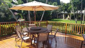 Jogo de Mesa Alumínio 1,40m Giratória 6 Cadeiras de Piscina e Guarda Sol 3,00m Jogo de Mesa Alumínio 1,40m Giratória 6 Cadeiras de Piscina e Guarda Sol 3,00m