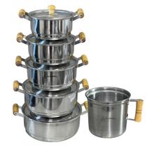 Jogo de Panela Conjunto Kit Cacarola Pop com 5 unidades Alça de Madeira com Tampa Polido + Fervedor Canecao 1,5 Litros C