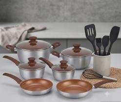Jogo de Panelas 11 Peças Antiaderente com Tampas + Frigideiras e Utensílios de Silicone Jogo de Panelas 11 Peças Antiaderente com Tampas + Frigideiras e Utensílios de Silicone