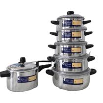 Jogo de Panelas 5 Peças Alumínio Pintado(14 a 22) + Panela De Pressão Pintada 2,5 Litros Conjunto Prollar Jogo de Panelas 5 Peças Alumínio Pintado(14 a 22) + Panela De Pressão Pintada 2,5 Litros Conjunto Prollar