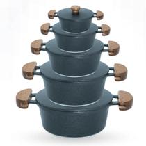 Jogo de Panelas 5 Peças De Alumínio Fundido Com Alça De Madeira e Tampa De Alumínio - Preto Cintilante