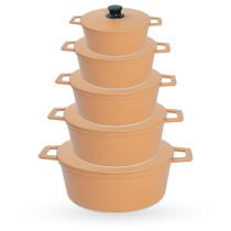 Jogo de Panelas 5 Peças De Alumínio Fundido Com Tampa De Alumínio - Cor Noz Moscada