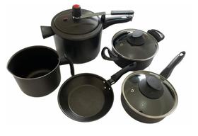 Jogo De Panelas 5 Peças Teflon Antiaderente Preta com Panela de Pressão 4,5 Litros Tampa de Vidro