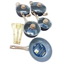 Jogo de Panelas 8 Peças Antiaderente com Cabo de Madeira Cores Sortidas Jogo de Panelas 8 Peças Antiaderente com Cabo de Madeira Cores Sortidas
