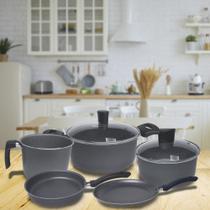 Jogo de Panelas Cinza com Tampa de Vidro Antiaderente 5 Peças Casa Dona Jogo de Panelas Cinza com Tampa de Vidro Antiaderente 5 Peças Casa Dona