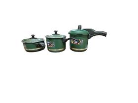 Jogo de Panelas de Pressão Qatar 3 Peças (3 Panelas 3L/4,5L/5,5L) Jogo de Panelas de Pressão Qatar 3 Peças (3 Panelas 3L/4,5L/5,5L)