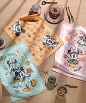Jogo de Pano de Copa Felpudo Dohler Mickey e Minnie - 3 Peças de 45 x 65 cm Jogo de Pano de Copa Felpudo Dohler Mickey e Minnie - 3 Peças de 45 x 65 cm