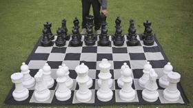 Jogo De Peças Para Xadrez Gigante C/ Rei com 63,5cm Modelo Premium Pista e Campo