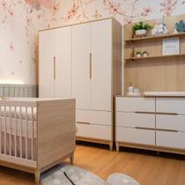 Jogo de Quarto Bebê Tomi Quater 3 Peças Berço 2 em 1, Cômoda e Guarda Roupa 4 Portas MDF Branco com Carvalho