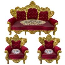 Jogo de Sofá Clássico com Par de Poltronas Vermelho com Dourado 160x226x100cm e 133x93x90cm