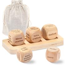 Jogo de tabuleiro de madeira para casais Date Night Dice DECYOOL, 5 unidades