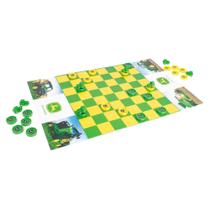 Jogo de tabuleiro John Deere Checkers com tabuleiro dobrável de 6 anos ou mais