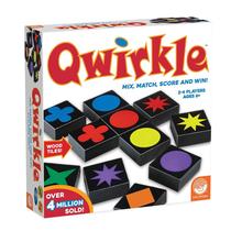 Jogo de tabuleiro MindWare Qwirkle com 108 azulejos de madeira e livro de regras