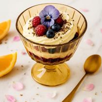 Jogo de taça de vidro para sobremesa com 6 peças ambar dourada zaira canelada kit tigela sorvete Jogo de taça de vidro para sobremesa com 6 peças ambar dourada zaira canelada kit tigela sorvete