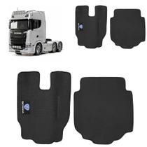 Jogo de Tapete Borracha Pvc Truck Scania S 2 Peças Jogo de Tapete Borracha Pvc Truck Scania S 2 Peças