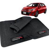 Jogo de Tapete Yaris 2017 a 2022 Borracha Com Logo