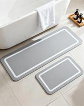 Jogo de Tapetes para Banheiro Furicher 40x60 cm e 40x120 cm Cinza Antiderrapante Jogo de Tapetes para Banheiro Furicher 40x60 cm e 40x120 cm Cinza Antiderrapante