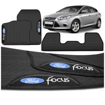 Jogo de Tapetes PVC Ford Focus 2014 a 2015 Preto Logo Bordado Concept 3D 3 Peças - SP