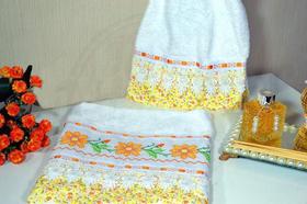 Jogo de Toalhas Bordadas Rosto e Mão - Bianca Jogo de Toalhas Bordadas Rosto e Mão - Bianca