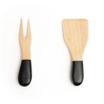 Jogo de Utensílios Para Queijo de Bambu 2pcs Preto - Oikos PRETO Jogo de Utensílios Para Queijo de Bambu 2pcs Preto - Oikos PRETO