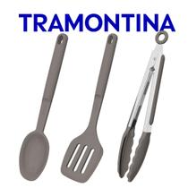 Jogo De Utensílios Tramontina Softta Em Silicone 3 Peças Colher de Servir Espátula Vazada Pegador Jogo De Utensílios Tramontina Softta Em Silicone 3 Peças Colher de Servir Espátula Vazada Pegador