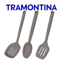 Jogo De Utensílios Tramontina Softta Em Silicone 3 Peças Escumadeira Colher de Servir Espátula Vazada Jogo De Utensílios Tramontina Softta Em Silicone 3 Peças Escumadeira Colher de Servir Espátula Vazada