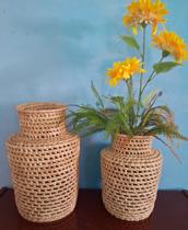 Jogo de vasos com duas unidades decorativos feito a mão de palha Jogo de vasos com duas unidades decorativos feito a mão de palha