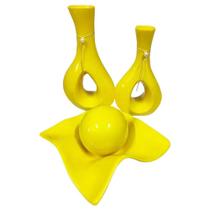 Jogo De Vasos Par Furados E Centro De Mesa De Sala Amarela