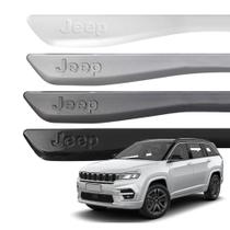 Jogo Friso Lateral para Commander 2022 a 2025 com Grafia Baixo Relevo