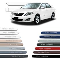 Jogo Friso Lateral Redondo Corolla 2008 a 2023 com Grafia Cromada Alto Relevo