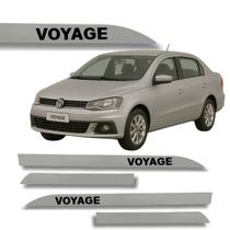 Jogo Friso Lateral Voyage Ponta de Faca Grafia Cores Volks Jogo Friso Lateral Voyage Ponta de Faca Grafia Cores Volks