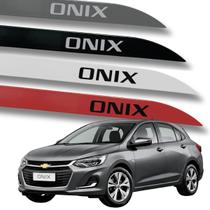Jogo Friso Slim Lateral Chevrolet Onix Original com Grafia
