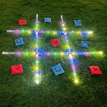 Jogo Giant Tic Tac Toe ao ar livre com luz que brilha no escuro