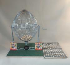 Jogo Globo N4 1 a 75 com bolas de madeira Cromado + 200 cartelas Jogo Globo N4 1 a 75 com bolas de madeira Cromado + 200 cartelas