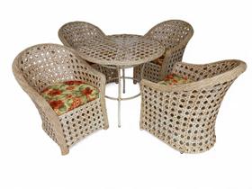 Jogo Minas 4 Poltronas 1 Mesa Redonda 90cm em Fibra Sintética com Tratamento Uv Cor Natural Jardim Varanda Área Externa