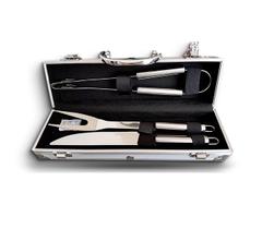 Jogo para Churrasco 3 Peças aço inox Garfo Faca Pegador + Maleta Alumínio UD317 Jogo para Churrasco 3 Peças aço inox Garfo Faca Pegador + Maleta Alumínio UD317