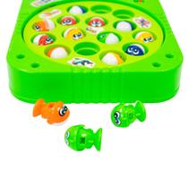 Jogo Pescaria Infantil Com Pilha Verde 15 Peixes 3 Varas Jogo Pescaria Infantil Com Pilha Verde 15 Peixes 3 Varas