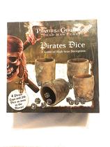 Jogo Pirates of the Caribbean Pirates Dice com copos e dados