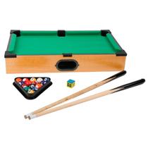 Jogo Sinuca Junior Infantil Portátil Em MDF Com Tecido Verde Tacos Bolinhas Triângulo E Giz