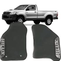 Jogo tapete emborrachado 2 peças toyota hilux cabine simples 05 06 07 08 09 10 11 12 13 14 15 16