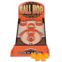 Jogos de pontos de jogo de mesa Jogo de Ball Hop com design vintage