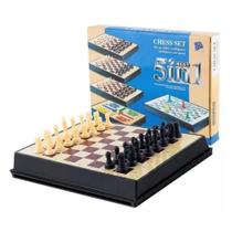 Jogos de Tabuleiro 5 em 1 com Bancada Magnética Ludo Xadrez Damas e Snake e Ladders
