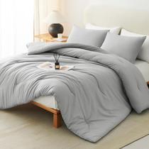 Juego de Edredón CozyLux Queen Gris Claro Transpirable 3 Piezas